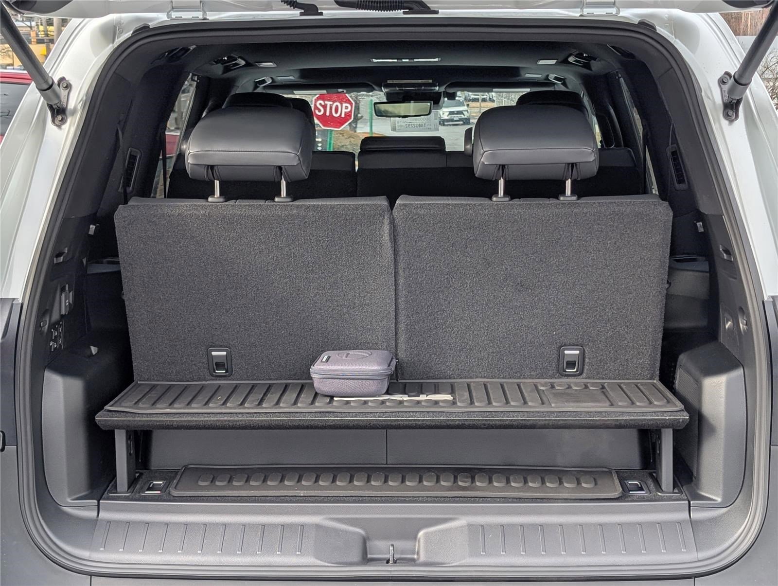 New 2026 Lexus LX 700h Luxury image 8