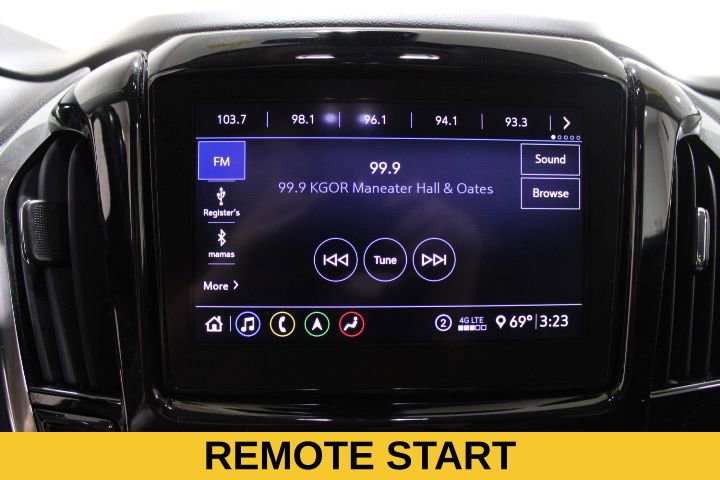 Used 2020 Chevrolet Traverse LT w/ LT Premium Package AWD/4WD image 3