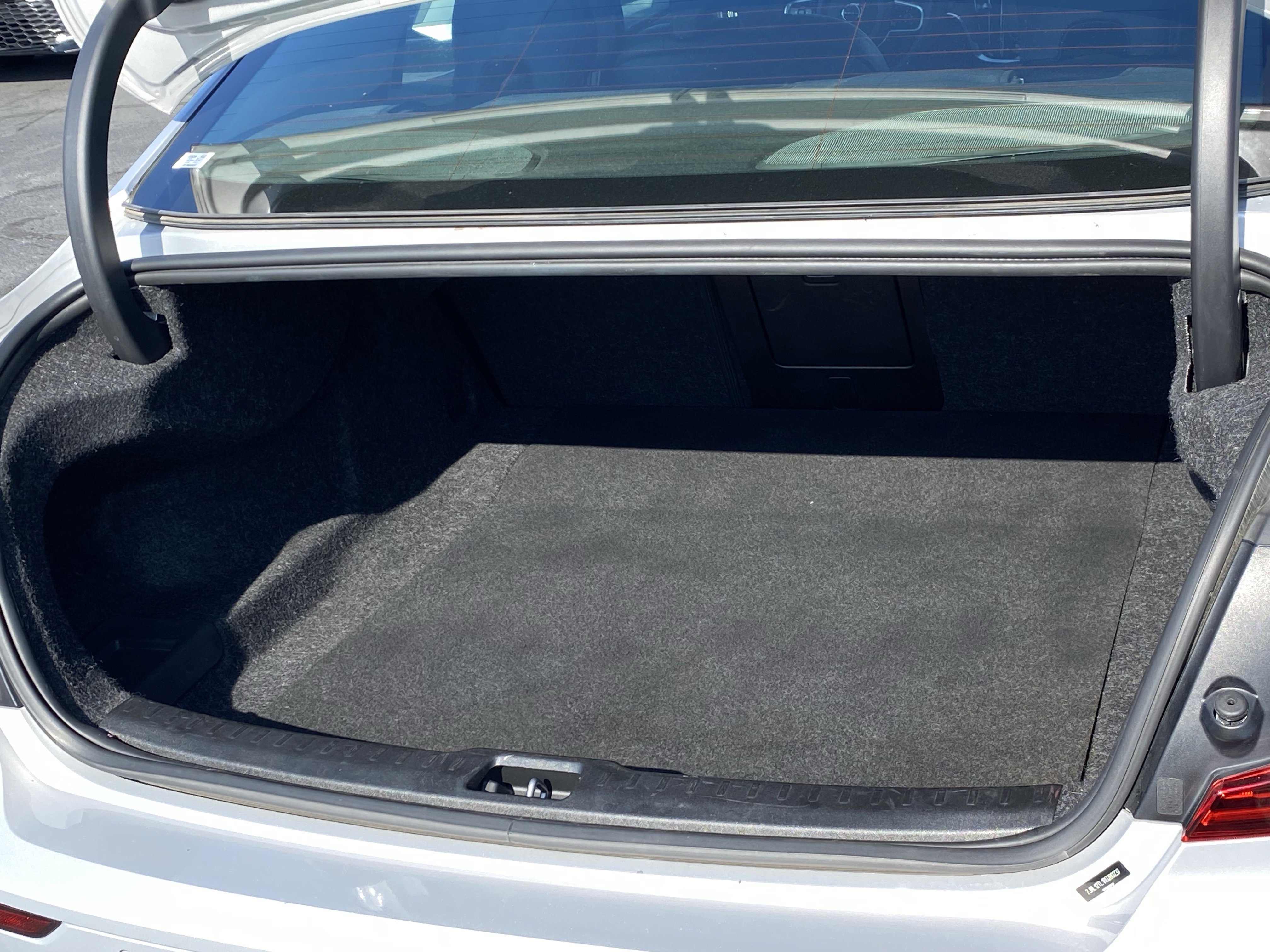 Used 2024 Volvo S60 B5 Plus image 12