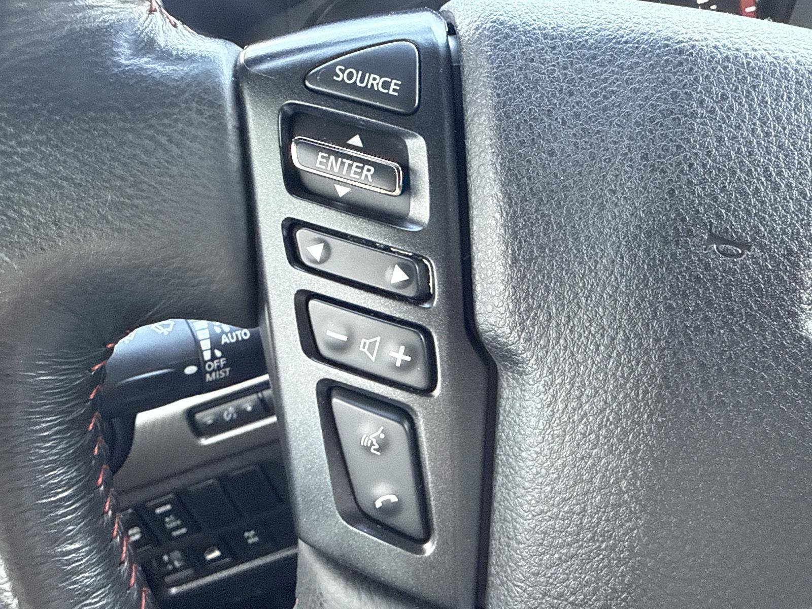 Used 2023 Nissan Titan PRO-4X w/ Off Road Protection Package image 22