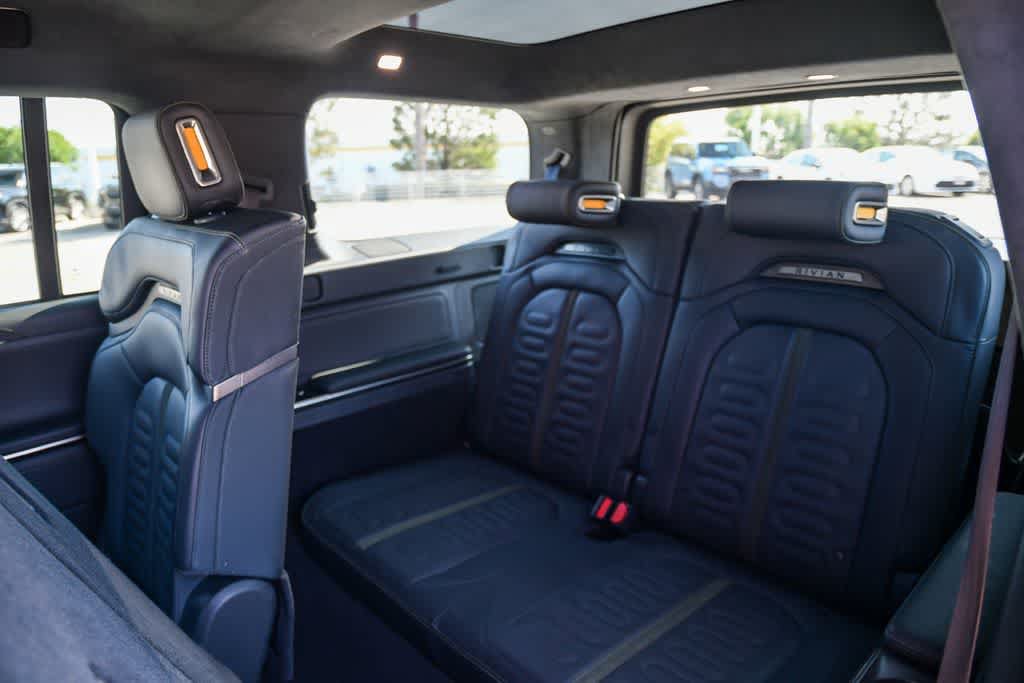 Used 2023 Rivian R1S Adventure AWD/4WD image 22