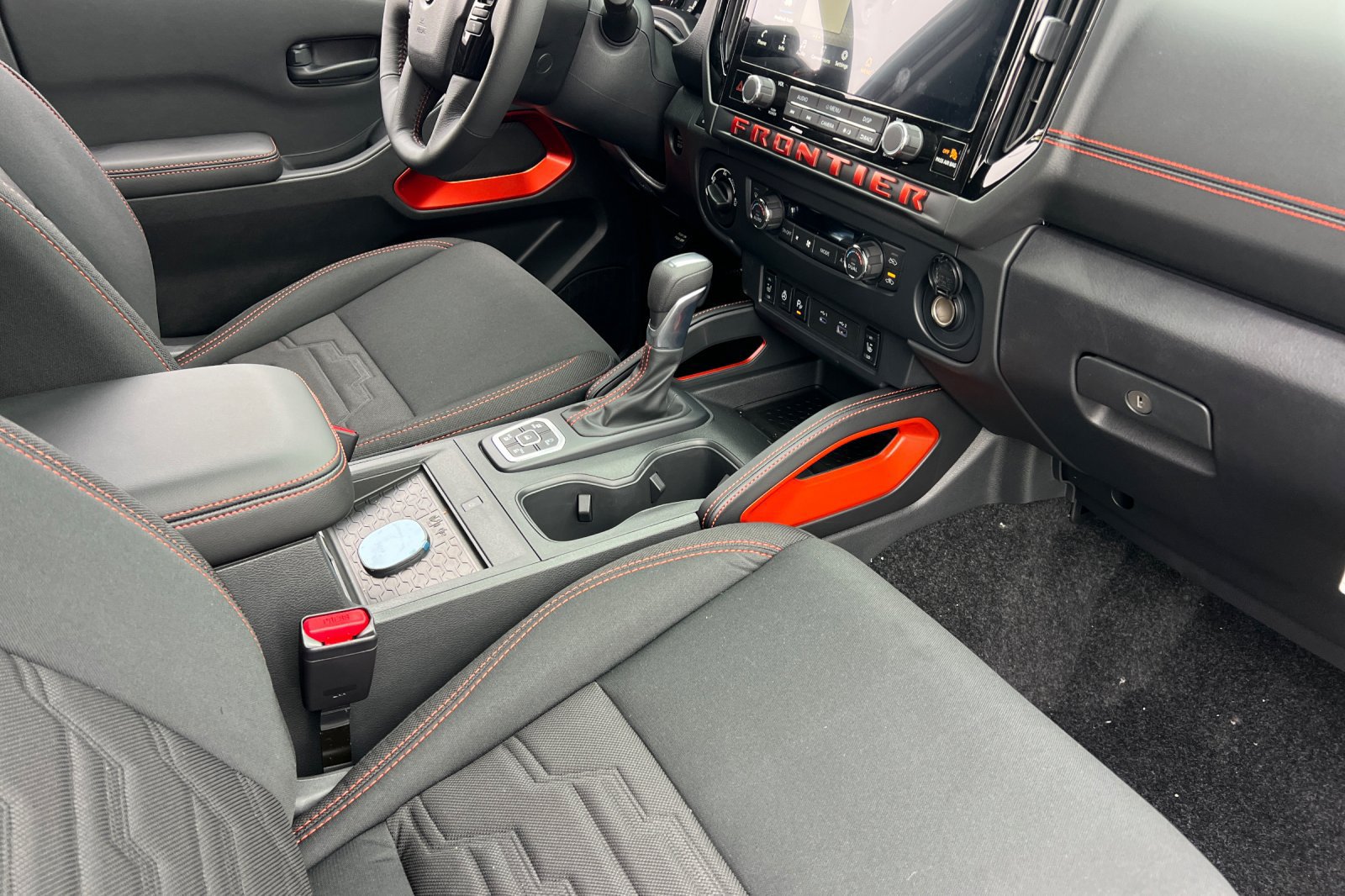 New 2027 Nissan Frontier PRO-4X w/ Pro Convenience Package AWD/4WD image 12