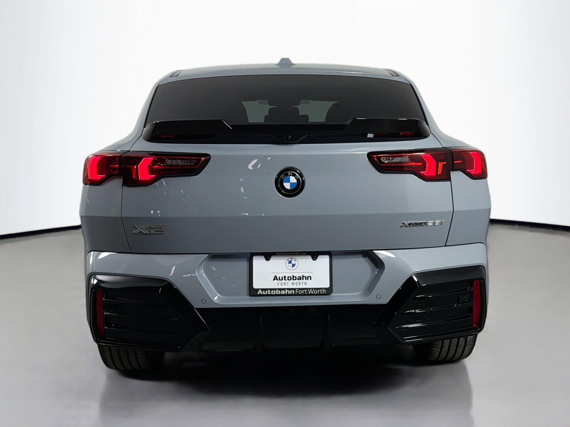 New 2026 BMW X2 xDrive28i w/ Technology Package image 6