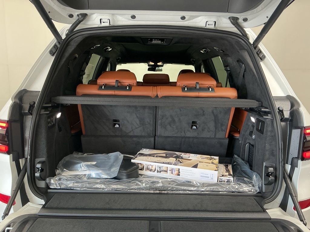 New 2026 BMW X7 xDrive40i AWD/4WD image 32