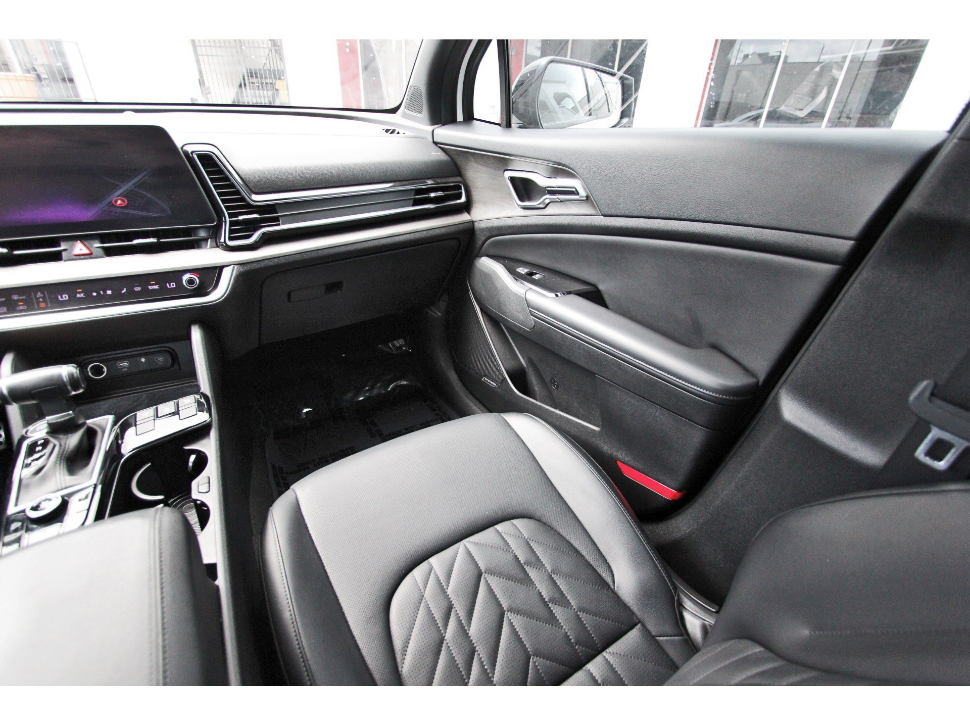 Certified 2023 Kia Sportage X-Pro AWD/4WD image 11