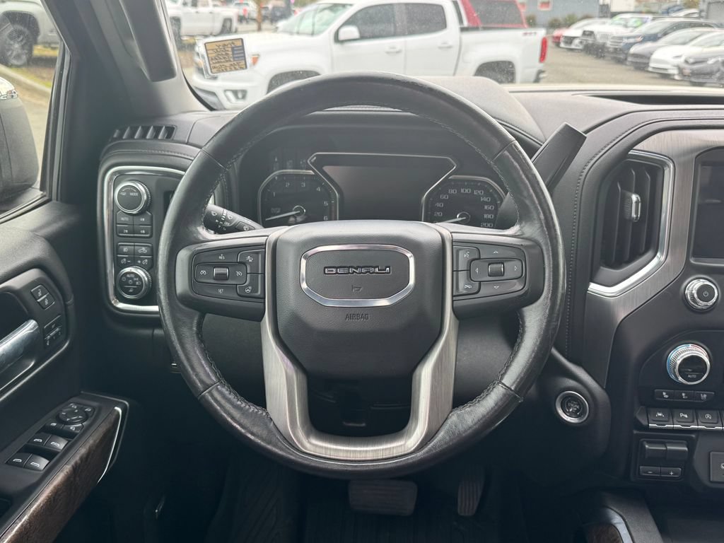 Used 2021 GMC Sierra 1500 Denali w/ Denali Ultimate Package AWD/4WD image 18