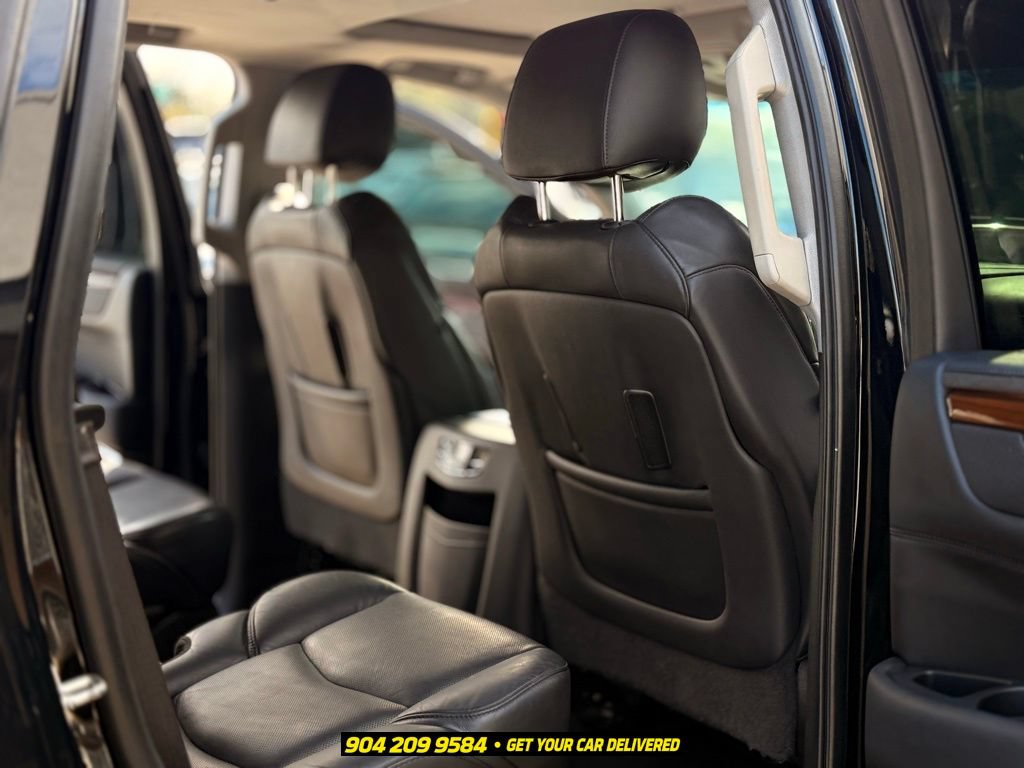 Used 2019 Cadillac Escalade Luxury AWD/4WD image 32