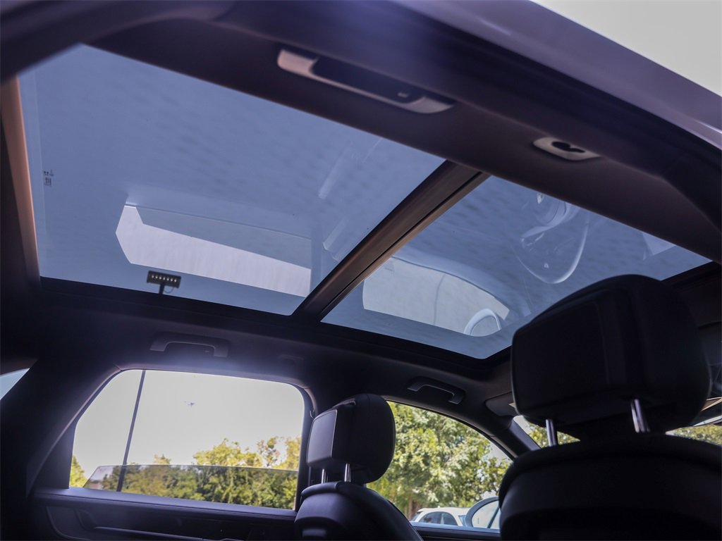 Certified 2024 Porsche Cayenne S image 39