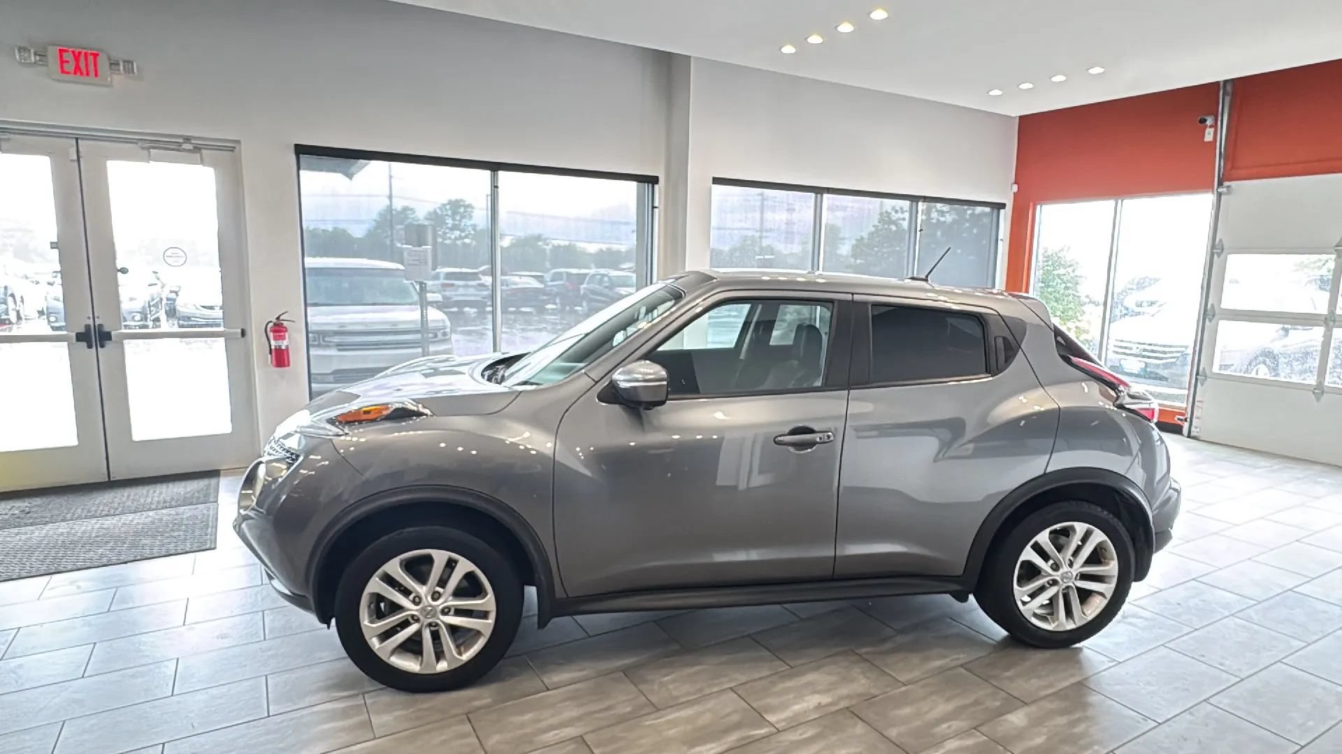 Used 2016 Nissan Juke SL AWD/4WD image 8