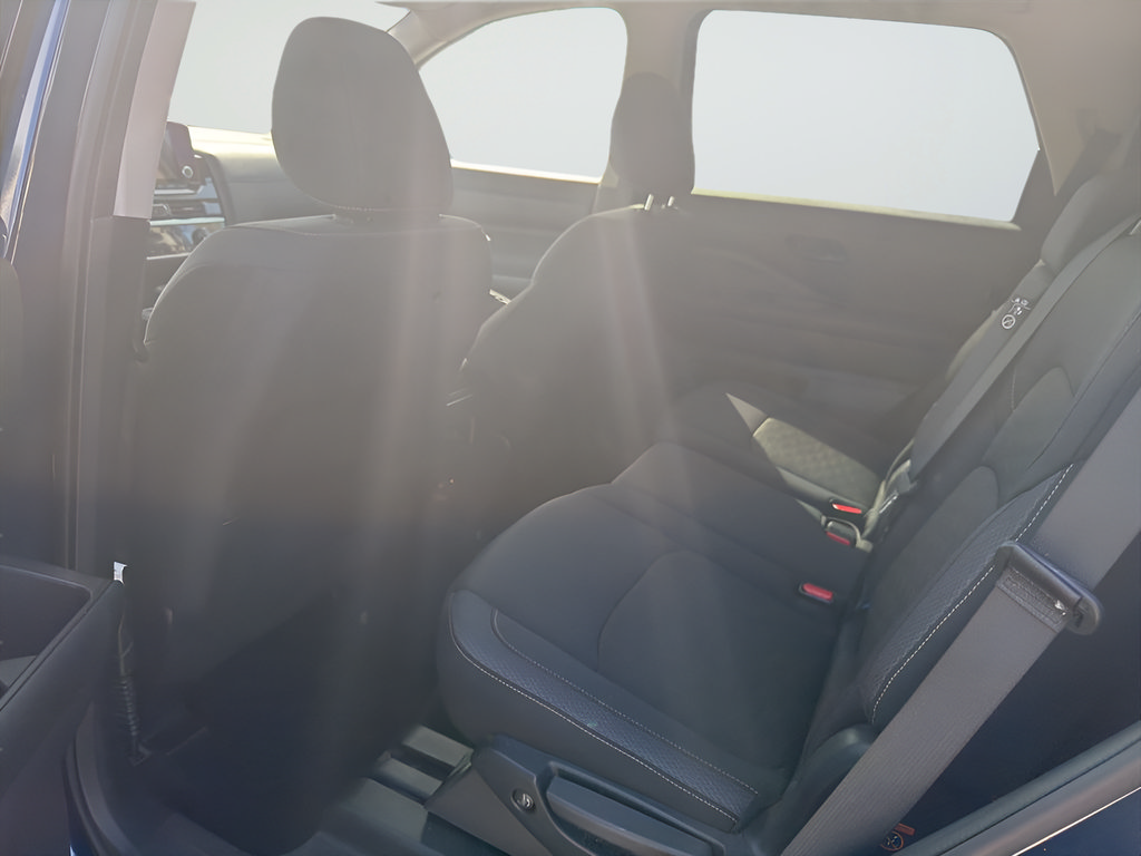 Certified 2024 Nissan Pathfinder SV FWD image 26