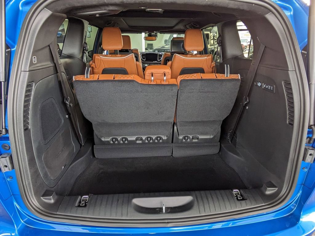 New 2026 Chrysler Pacifica Pinnacle w/ Trailer Tow Group image 25