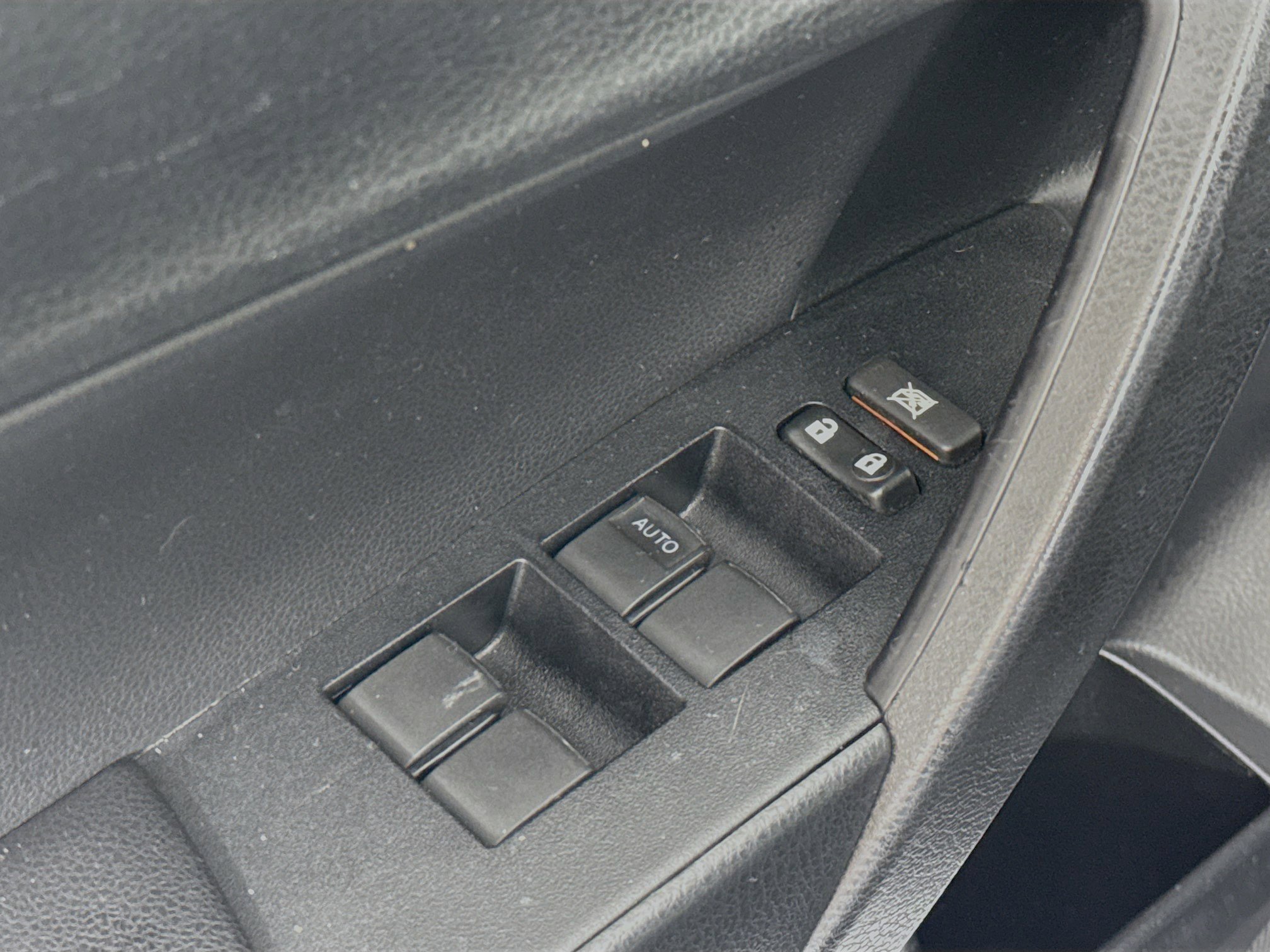 Used 2017 Toyota Corolla SE image 17