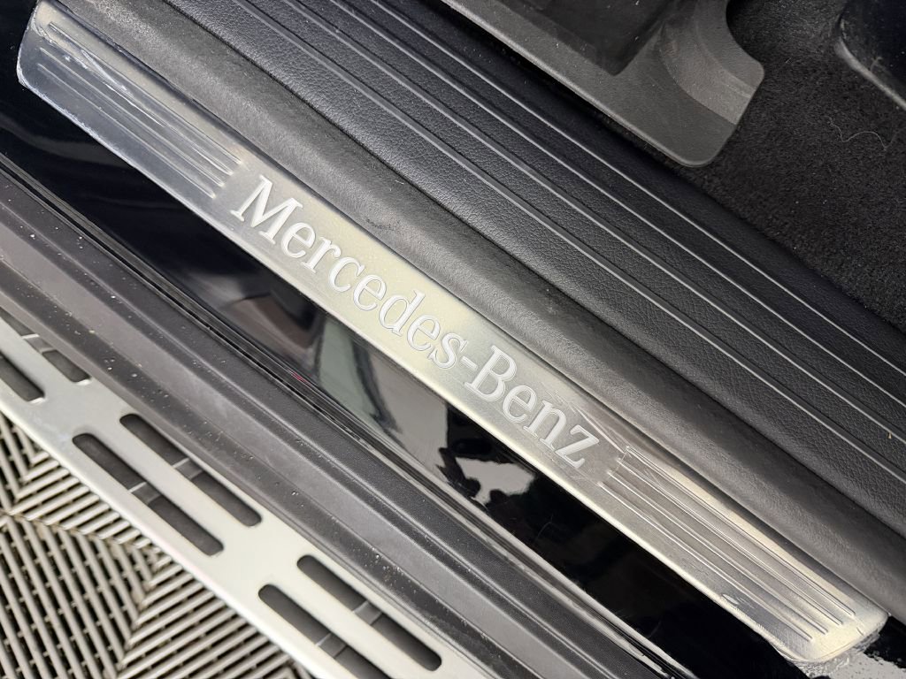 Used 2025 Mercedes-Benz GLE 450e 4MATIC image 49