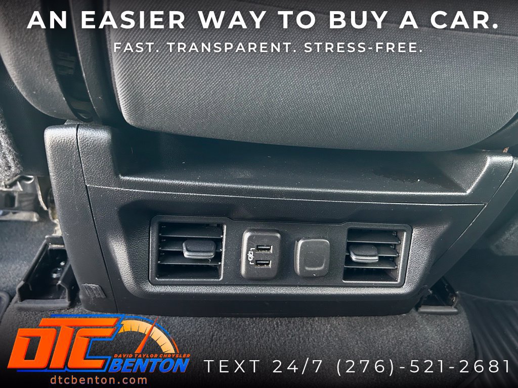Used 2021 Chevrolet Silverado 1500 LT AWD/4WD image 27