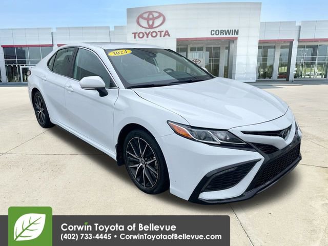 Used 2024 Toyota Camry SE
