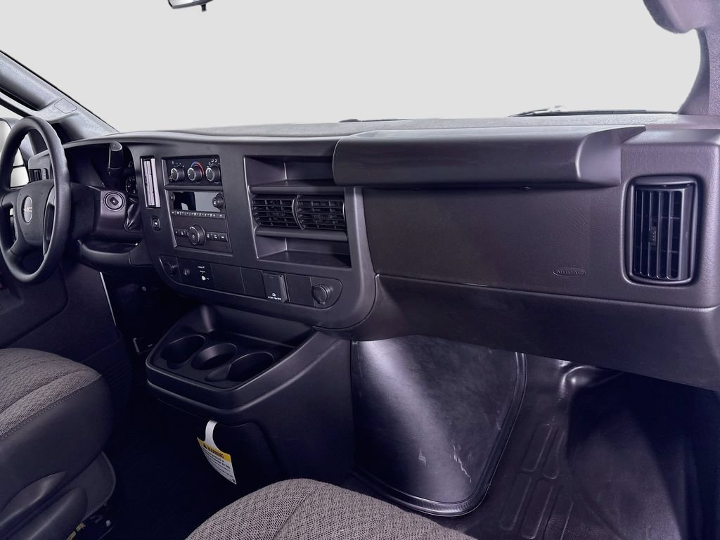 New 2026 GMC Savana 2500 w/ Driver Convenience Package RWD image 22