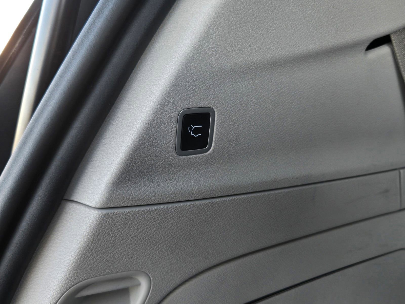 Used 2023 Chrysler Pacifica Limited image 26