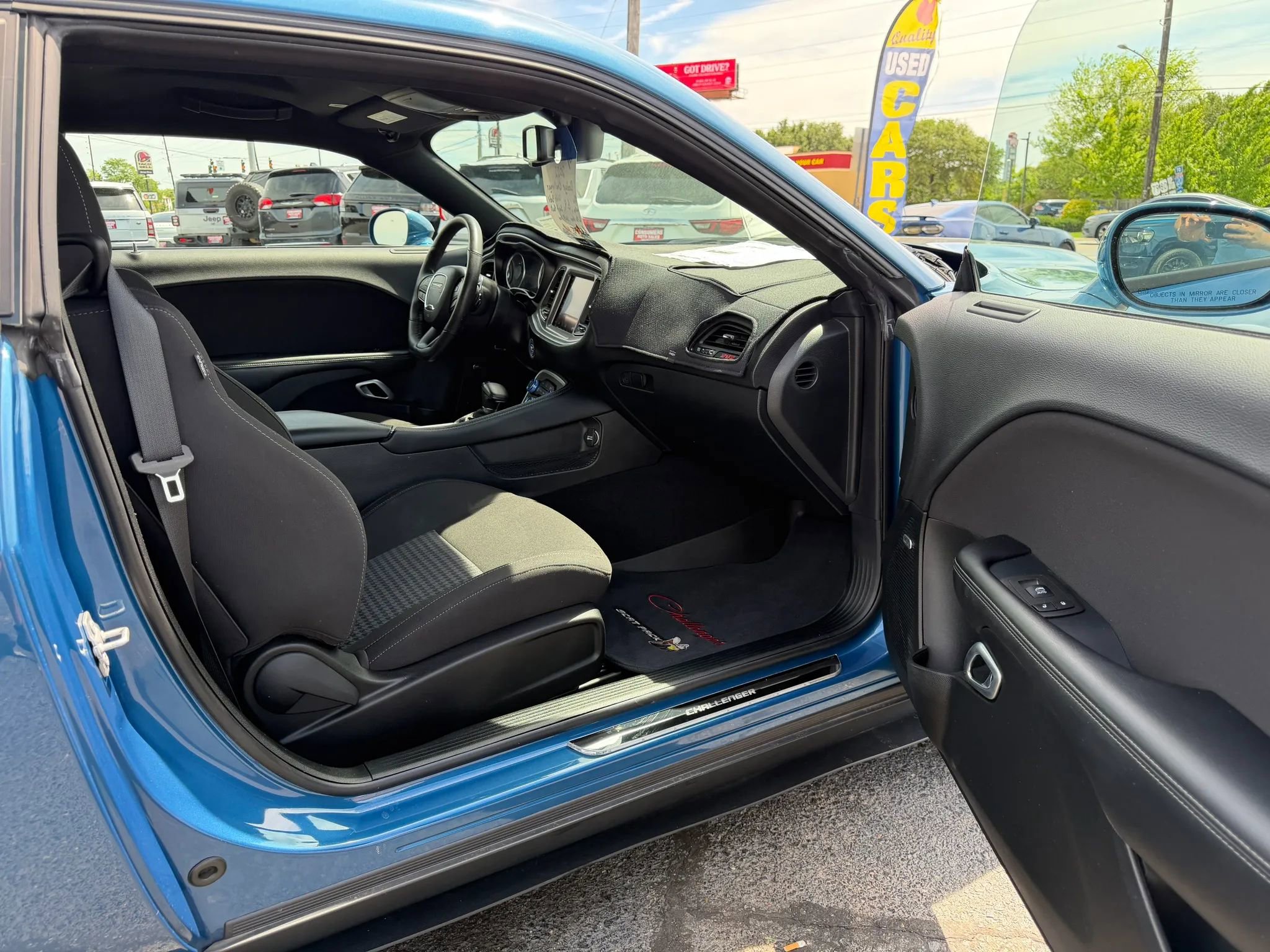 Used 2022 Dodge Challenger R/T Scat Pack RWD image 8