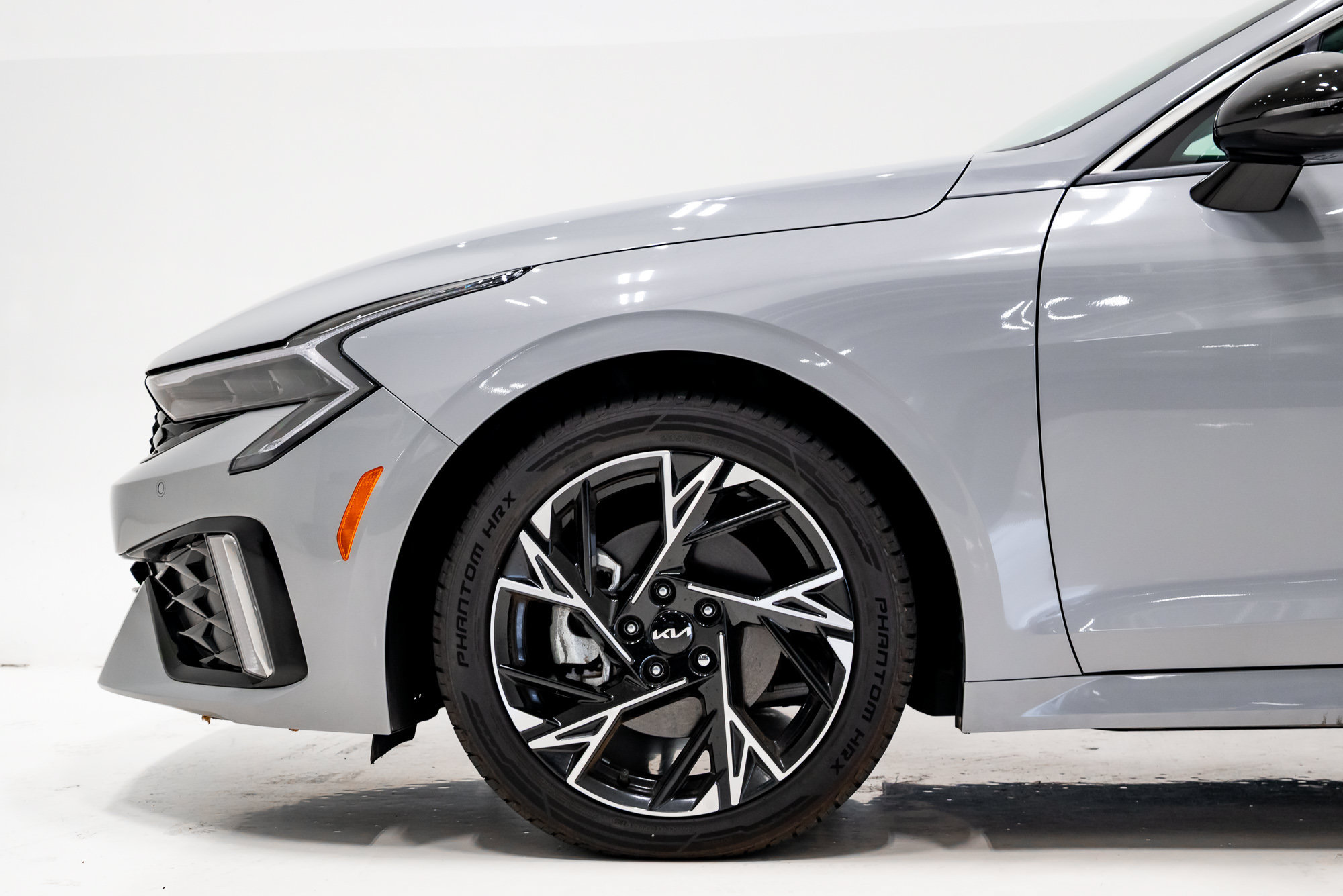 Used 2025 Kia K5 GT-Line w/ GT-Line Premium Package FWD image 32