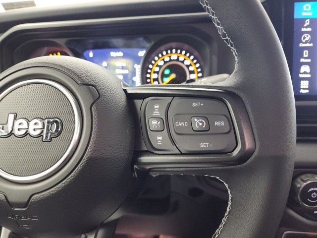 New 2025 Jeep Wrangler Unlimited Rubicon AWD/4WD image 16