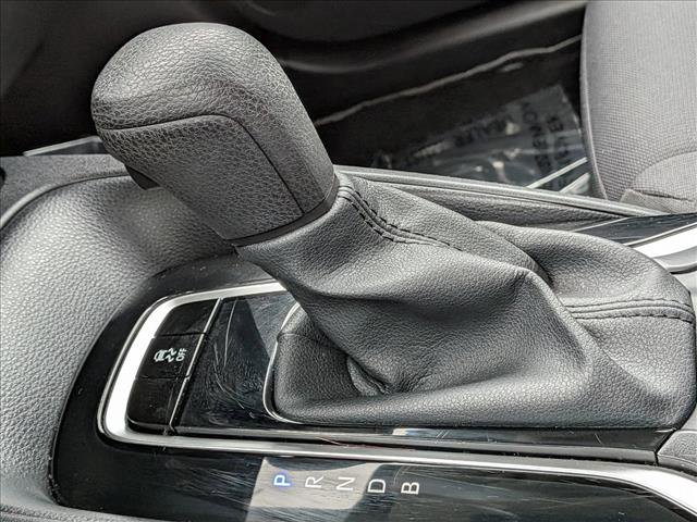 Used 2025 Toyota Corolla LE image 12