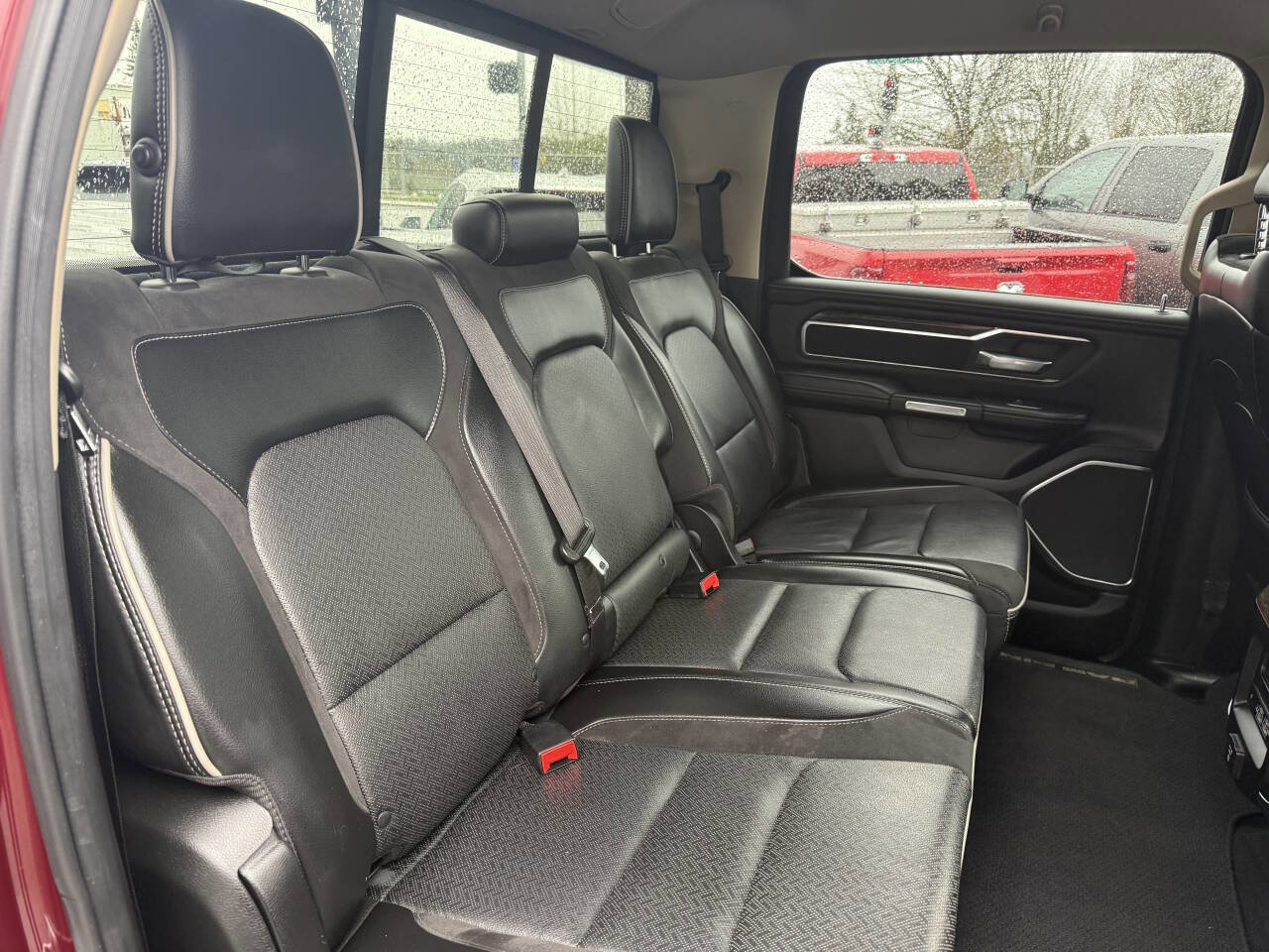 Used 2019 RAM 1500 Laramie image 31