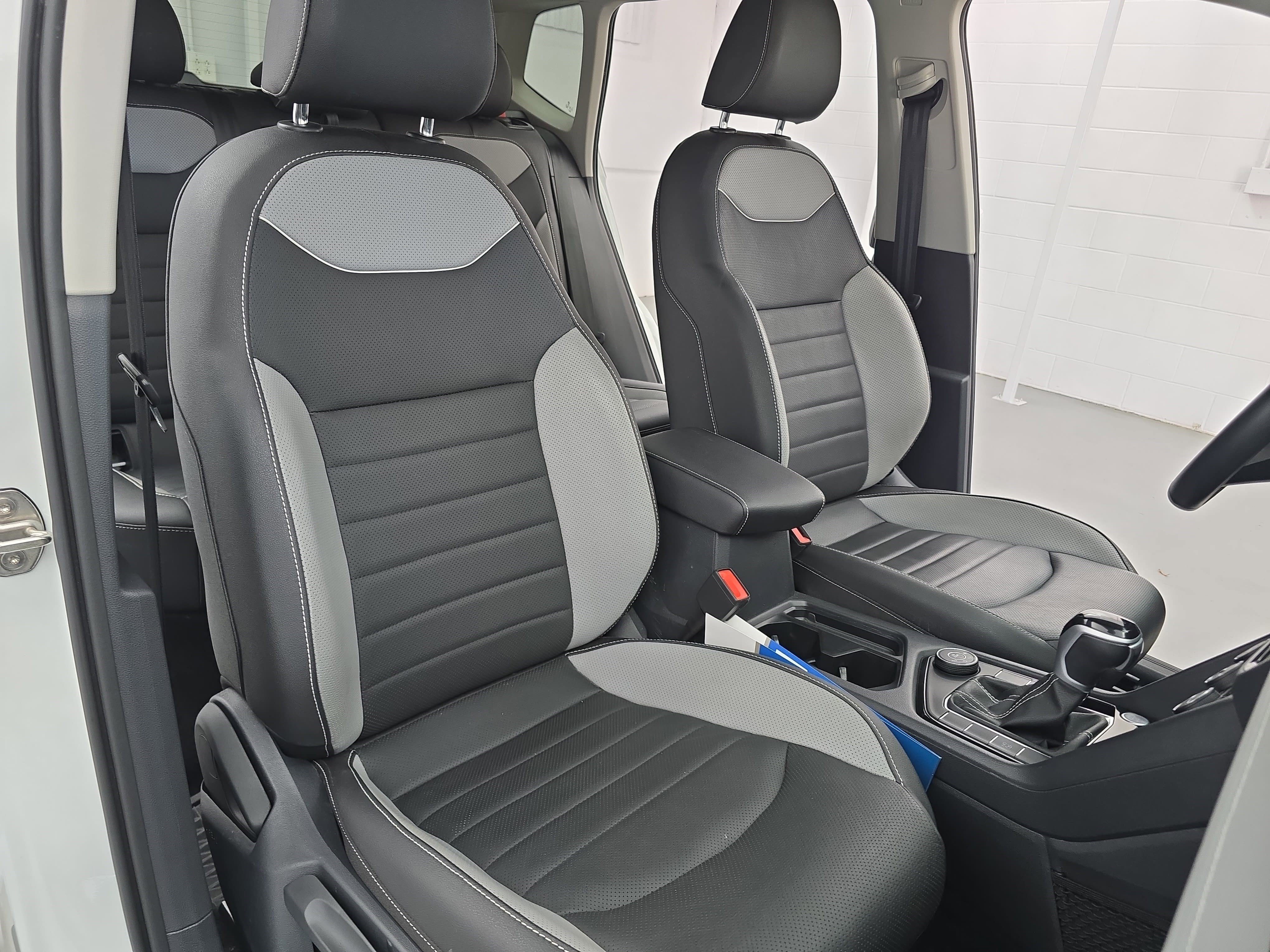 Used 2024 Volkswagen Taos SEL image 10