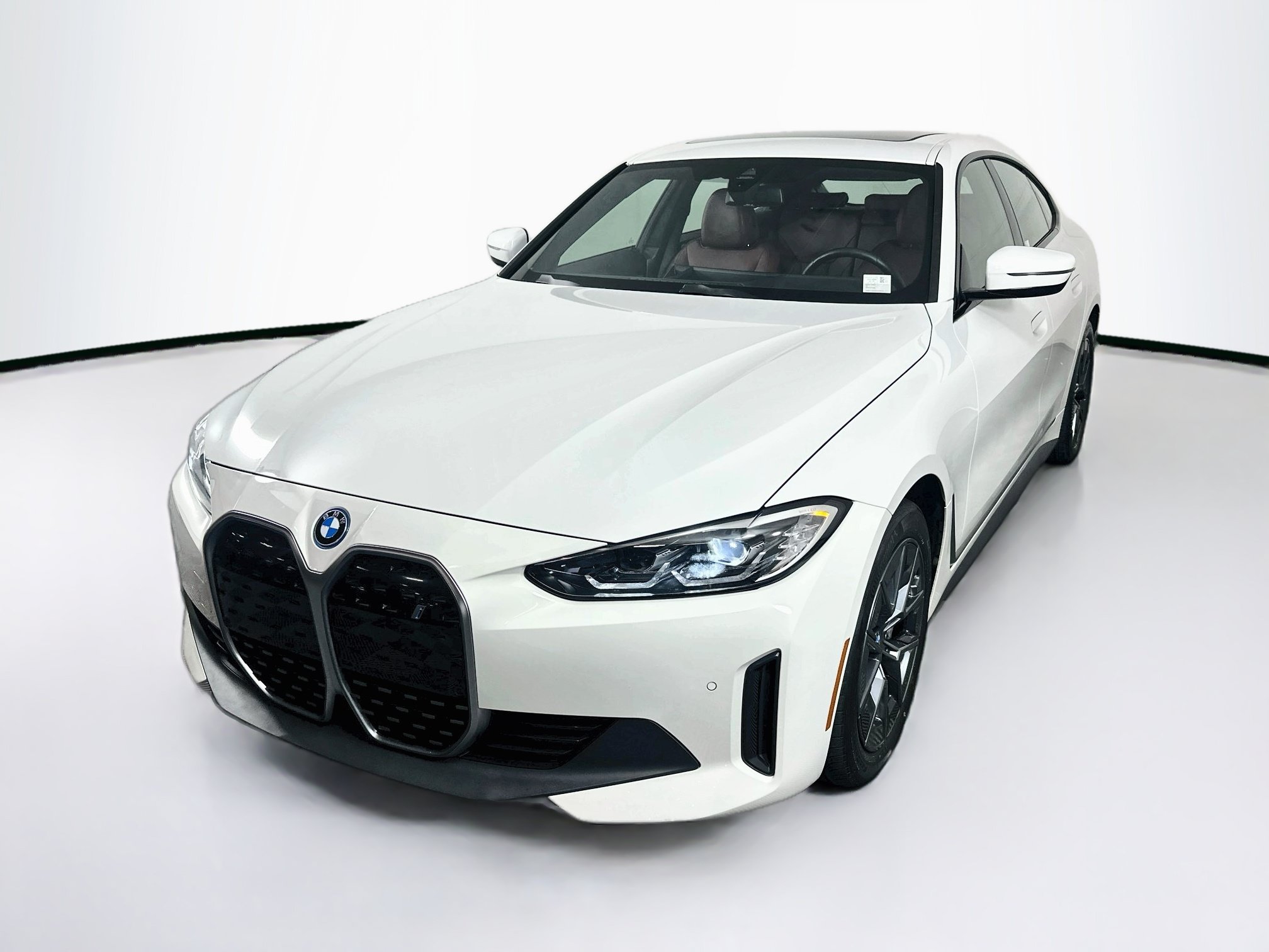 Used 2023 BMW i4 eDrive35 w/ Premium Package RWD image 3