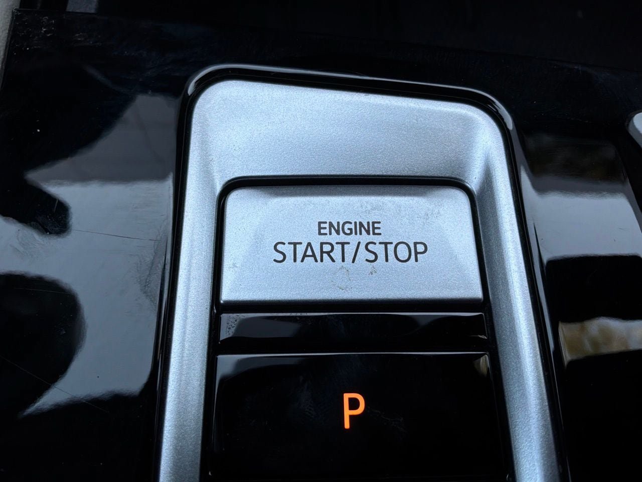 Used 2026 Volkswagen Atlas SE FWD image 32