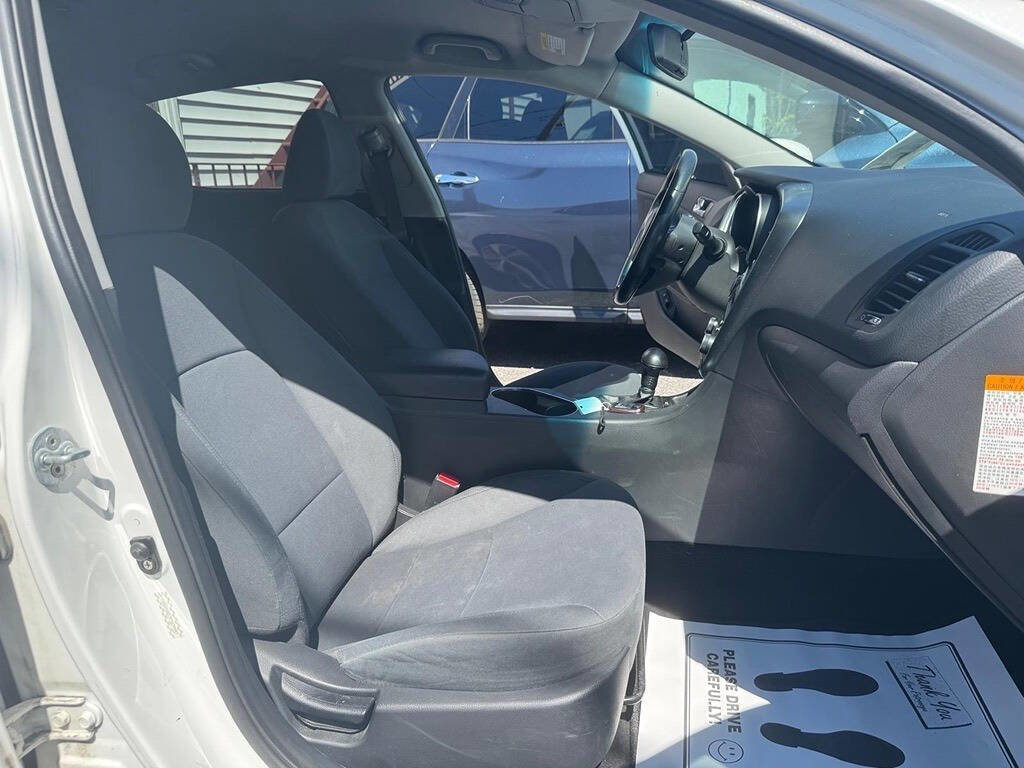 Used 2015 Kia Optima LX image 30