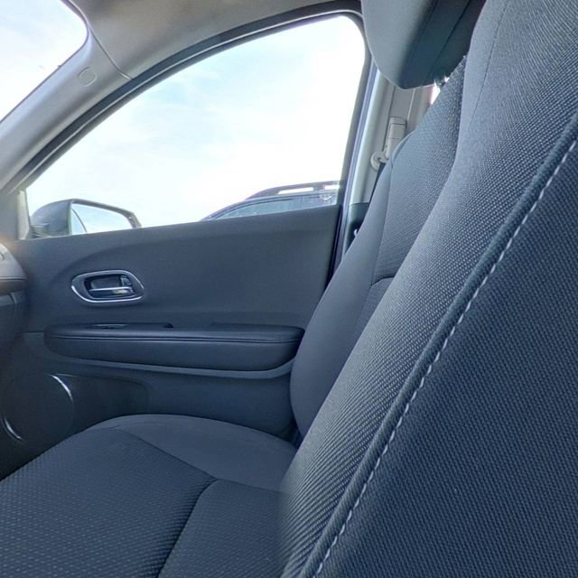 Used 2021 Honda HR-V EX image 28
