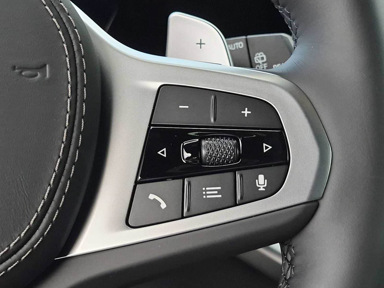 New 2026 BMW X5 xDrive50e AWD/4WD image 25