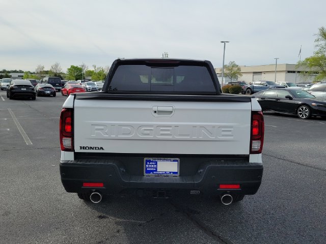 New 2026 Honda Ridgeline Black Edition image 5