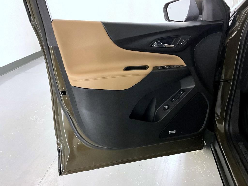 Certified 2023 Chevrolet Equinox Premier AWD/4WD image 9
