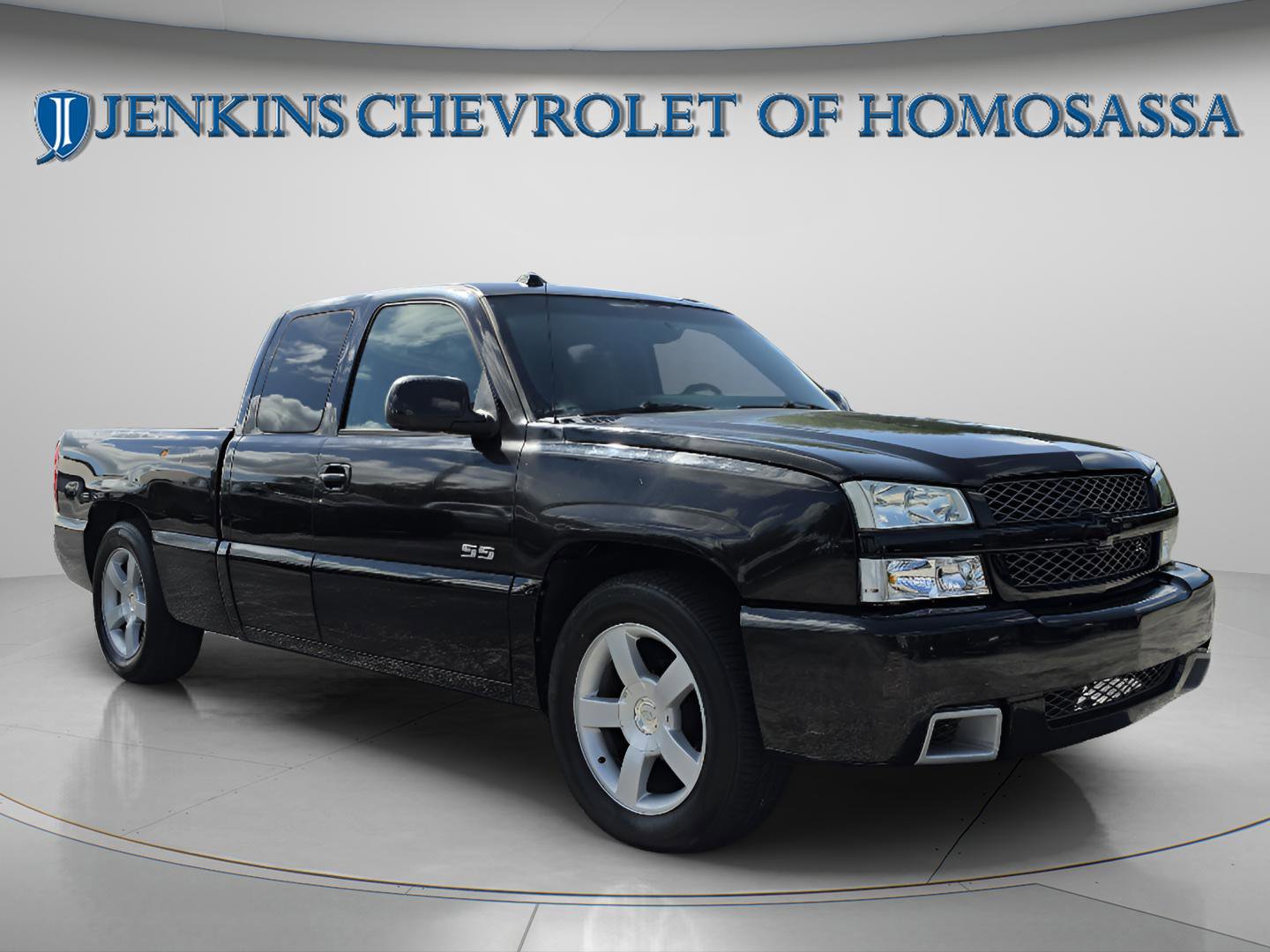 Used 2004 Chevrolet Silverado 1500 SS AWD/4WD image 12