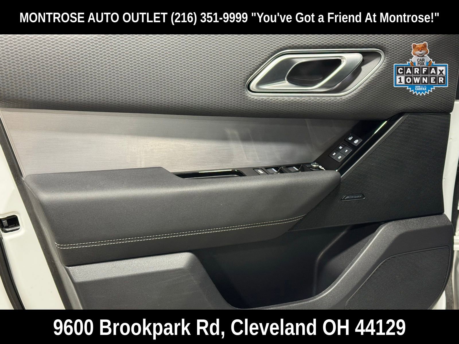 Used 2023 Land Rover Range Rover Velar R-Dynamic S image 12