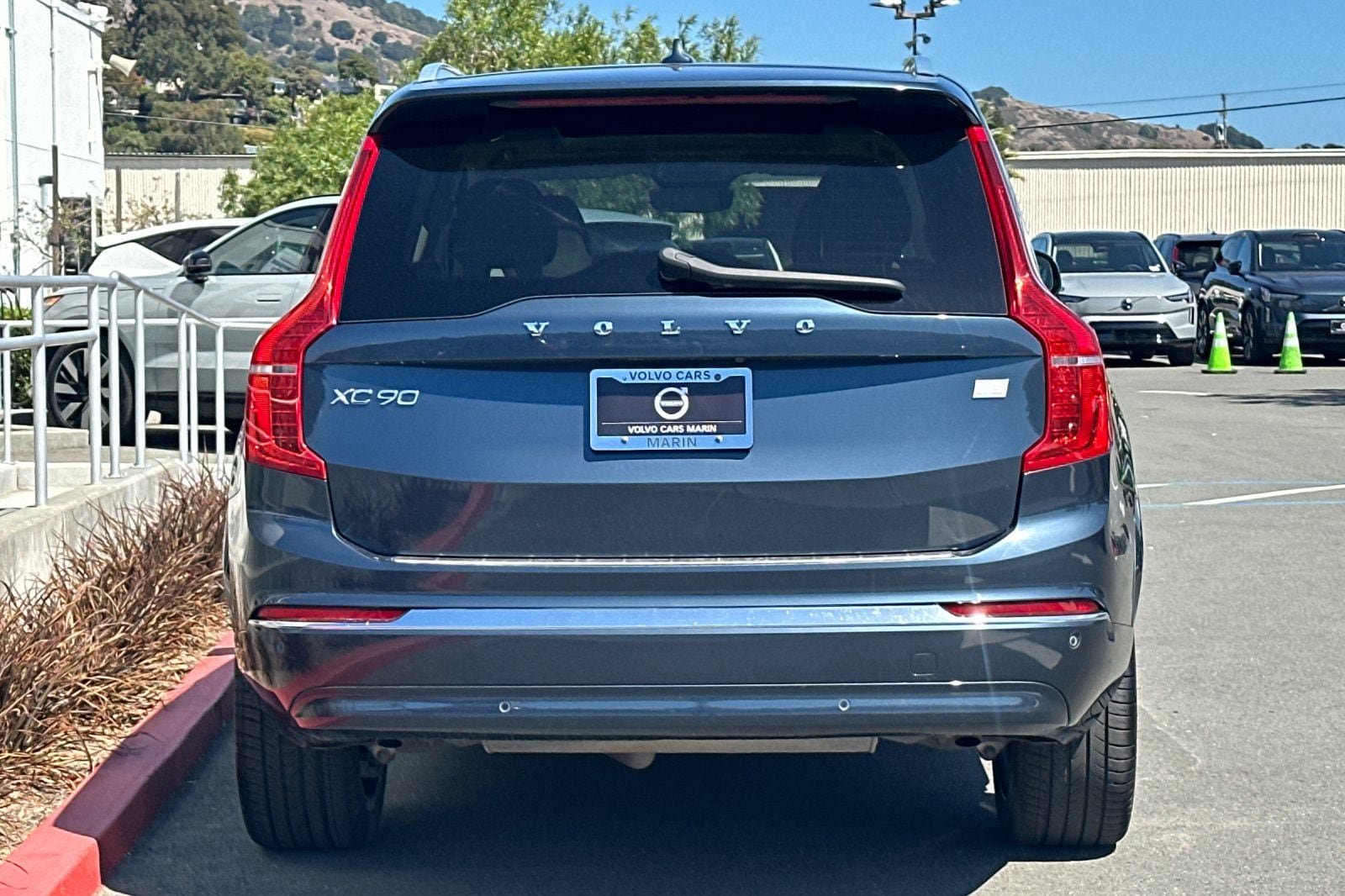 Certified 2024 Volvo XC90 T8 Plus w/ Protection Package Premier AWD/4WD image 8