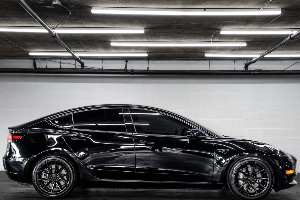 Used 2023 Tesla Model 3 Standard Range image 6