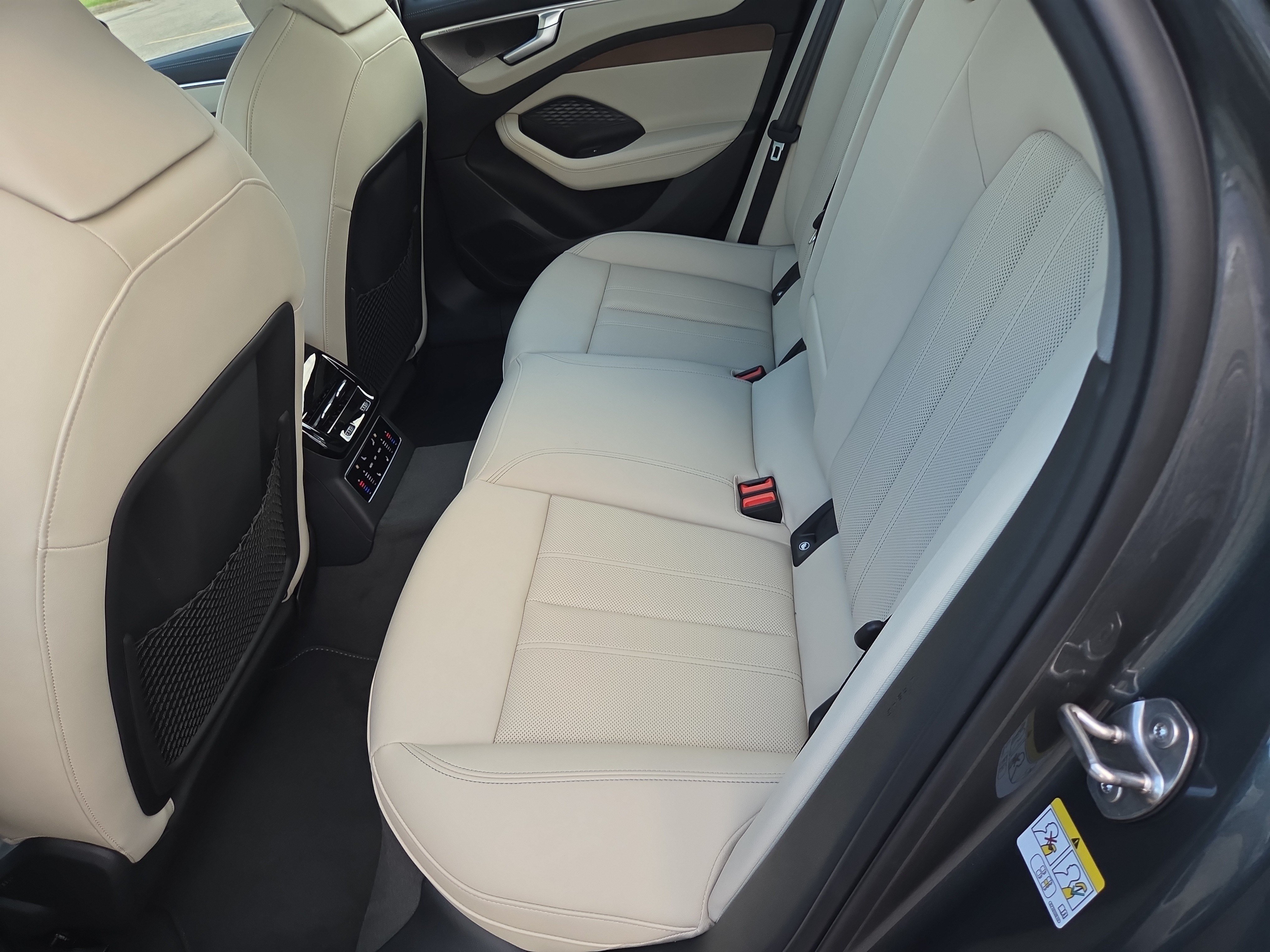 New 2026 Audi A6 Premium Plus AWD/4WD image 8