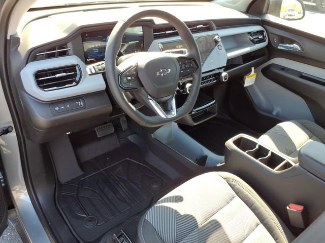 New 2027 Chevrolet Bolt LT w/ Comfort Package FWD image 5