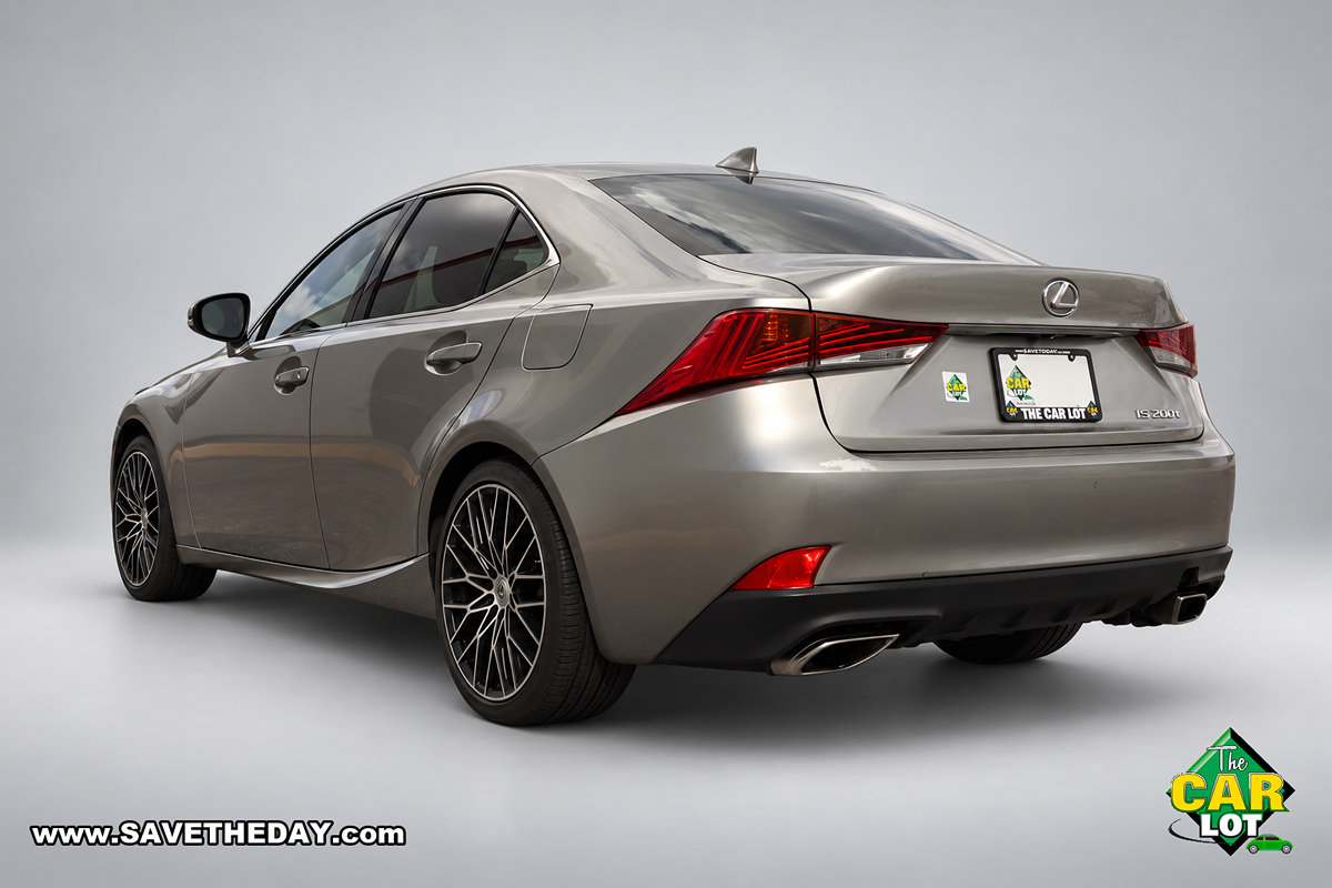 Used 2017 Lexus IS 200t RWD image 6