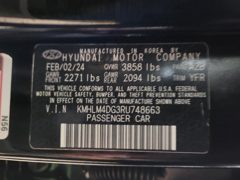Used 2024 Hyundai Elantra SEL FWD image 33