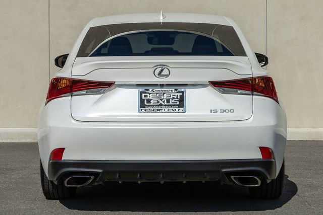 Used 2019 Lexus IS 300 image 4