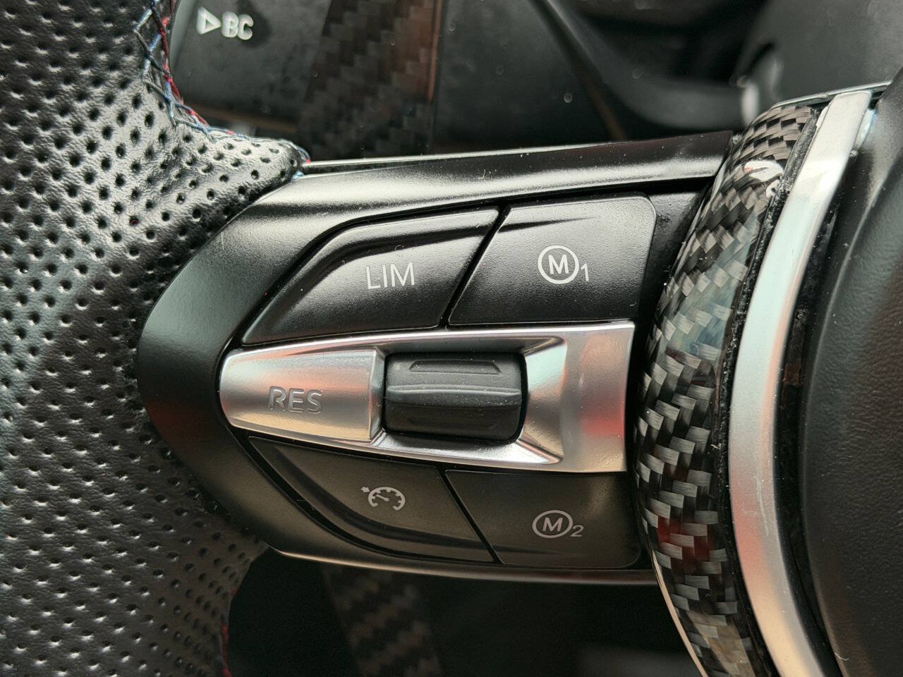 Used 2018 BMW M3 RWD image 31