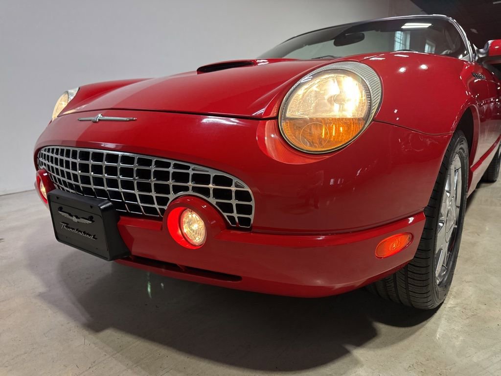 Used 2002 Ford Thunderbird image 10
