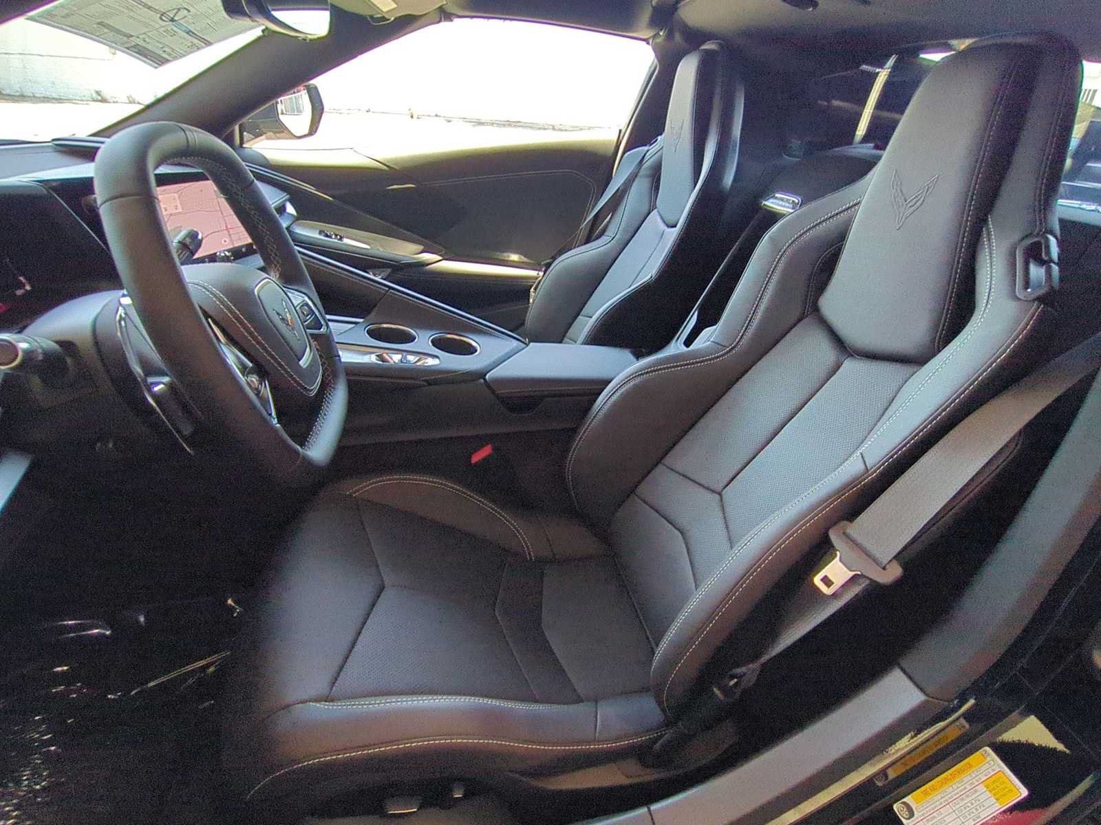 New 2027 Chevrolet Corvette Stingray Coupe w/ 1LT RWD image 22