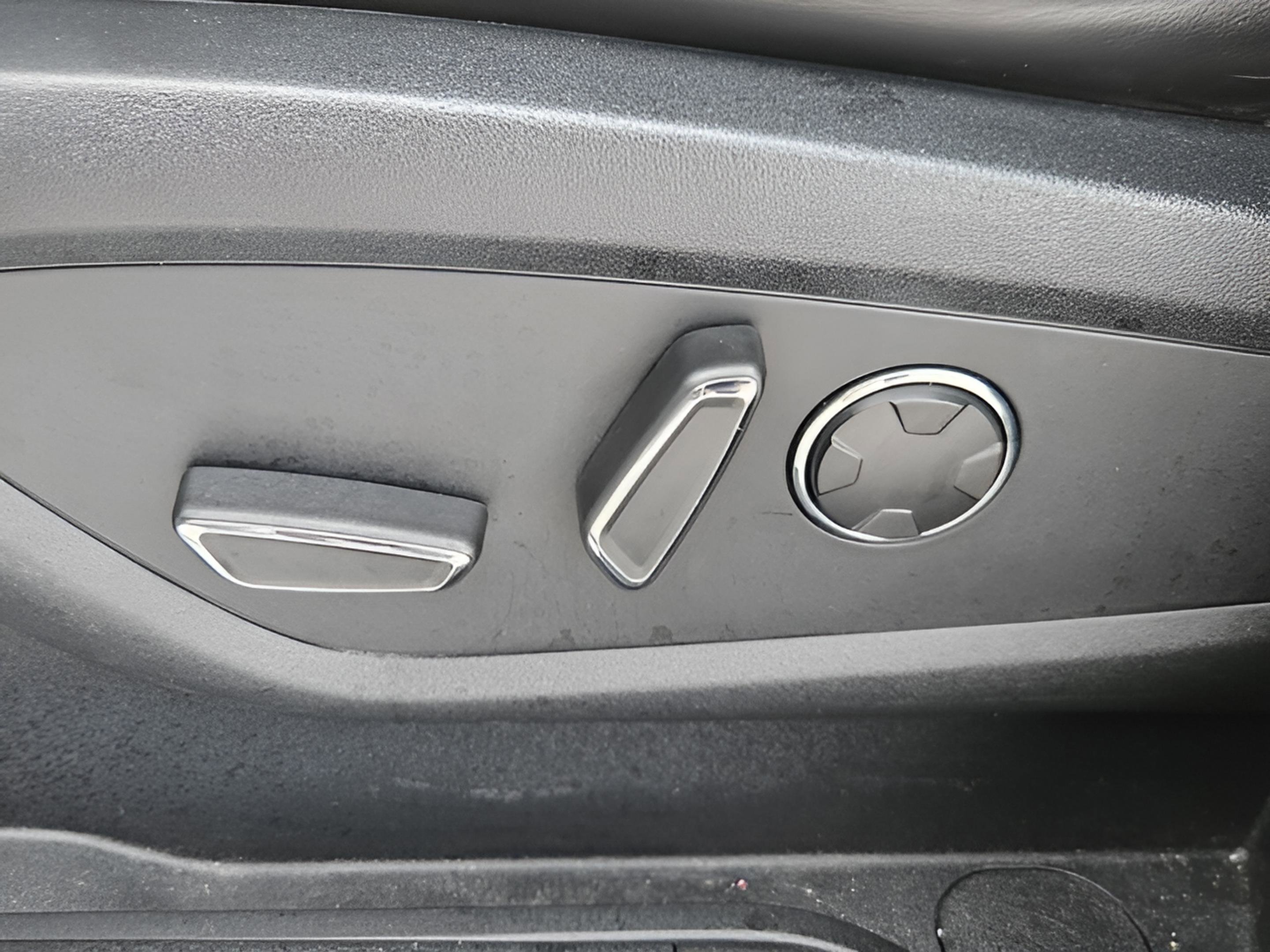 Used 2019 Lincoln MKC Reserve w/ MKC Technology Package image 10