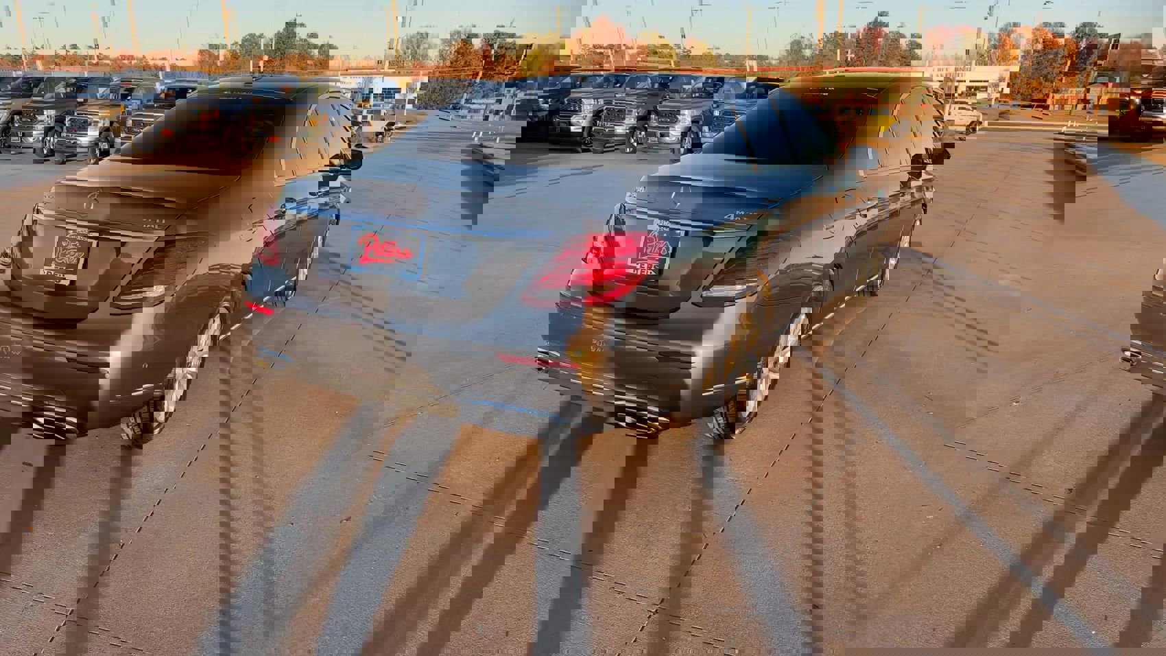 Used 2018 Mercedes-Benz E 300 4MATIC image 8