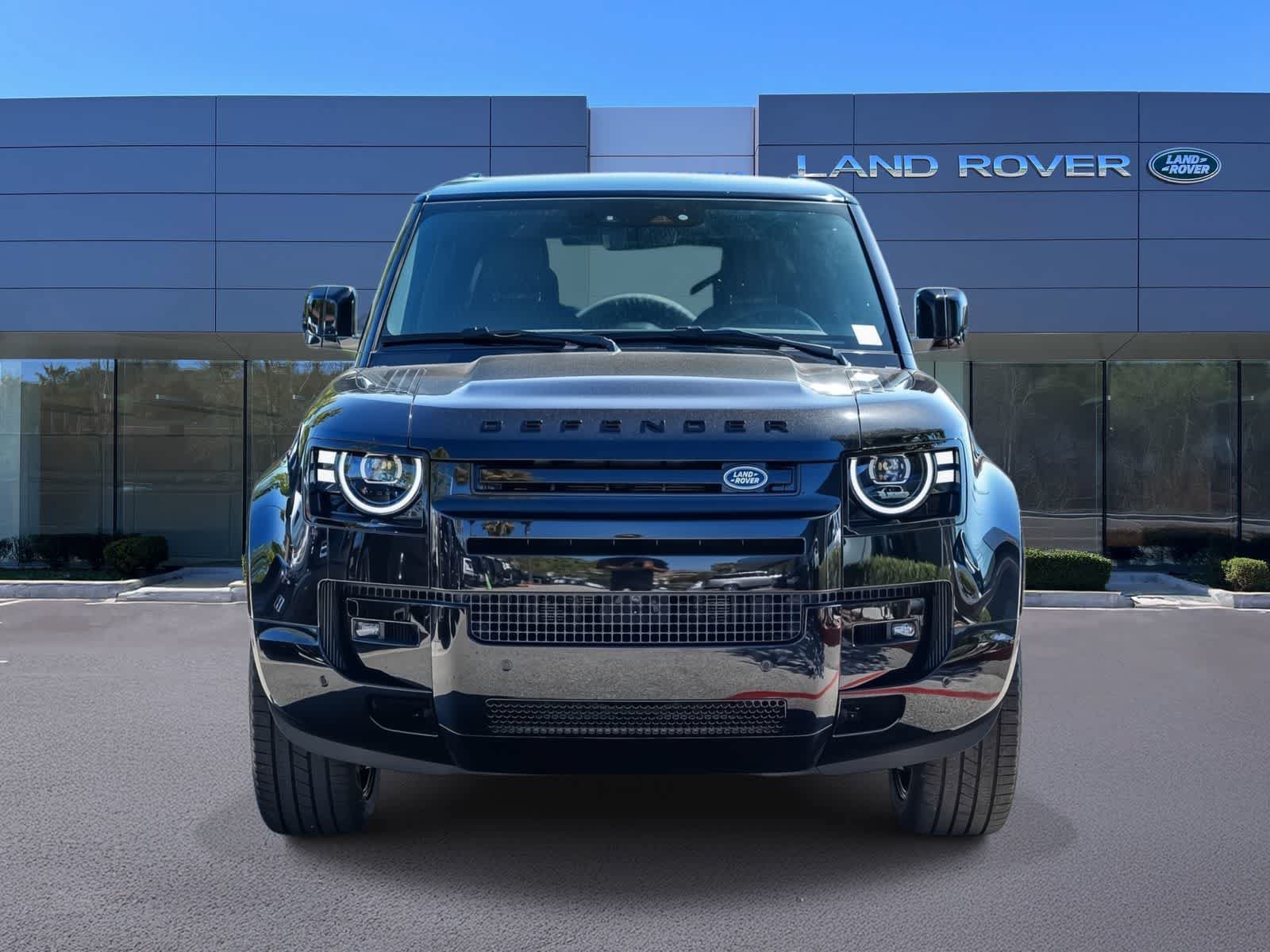 New 2026 Land Rover Defender 130 V8 AWD/4WD image 2