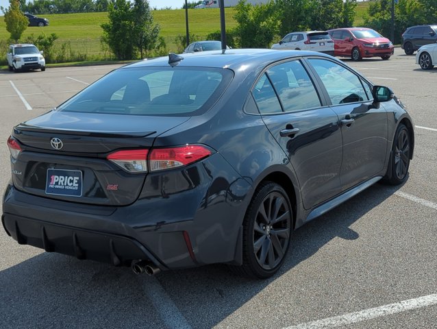 Used 2023 Toyota Corolla SE w/ SE Premium Package FWD image 7
